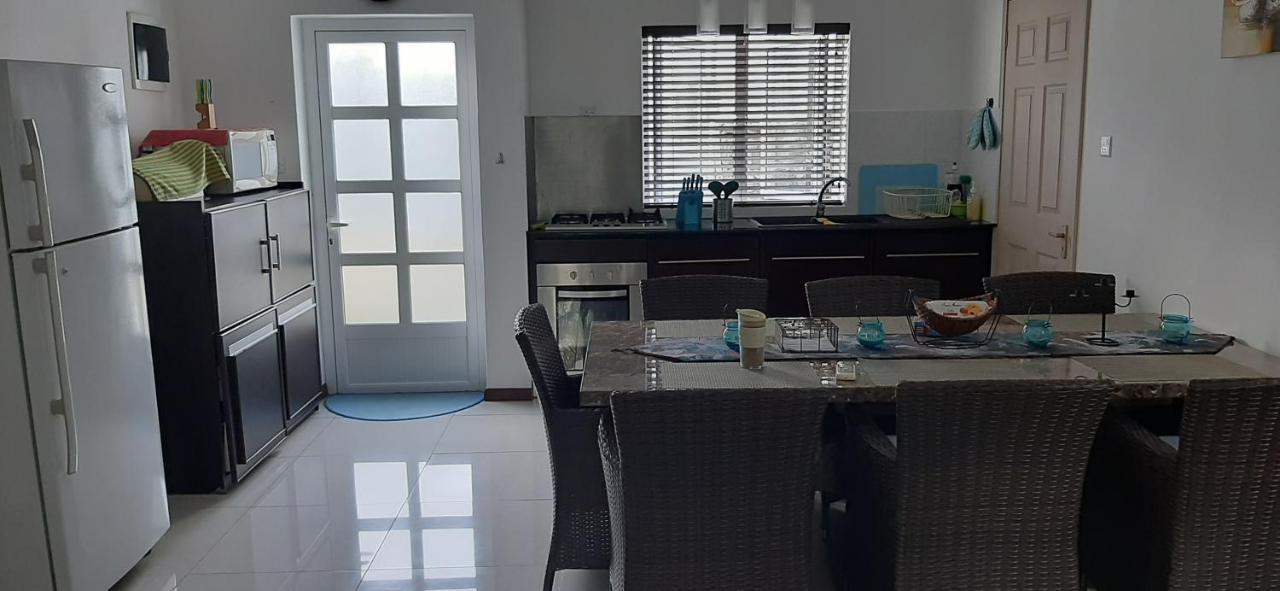 Blue Sky Villa Grand Bay Εξωτερικό φωτογραφία