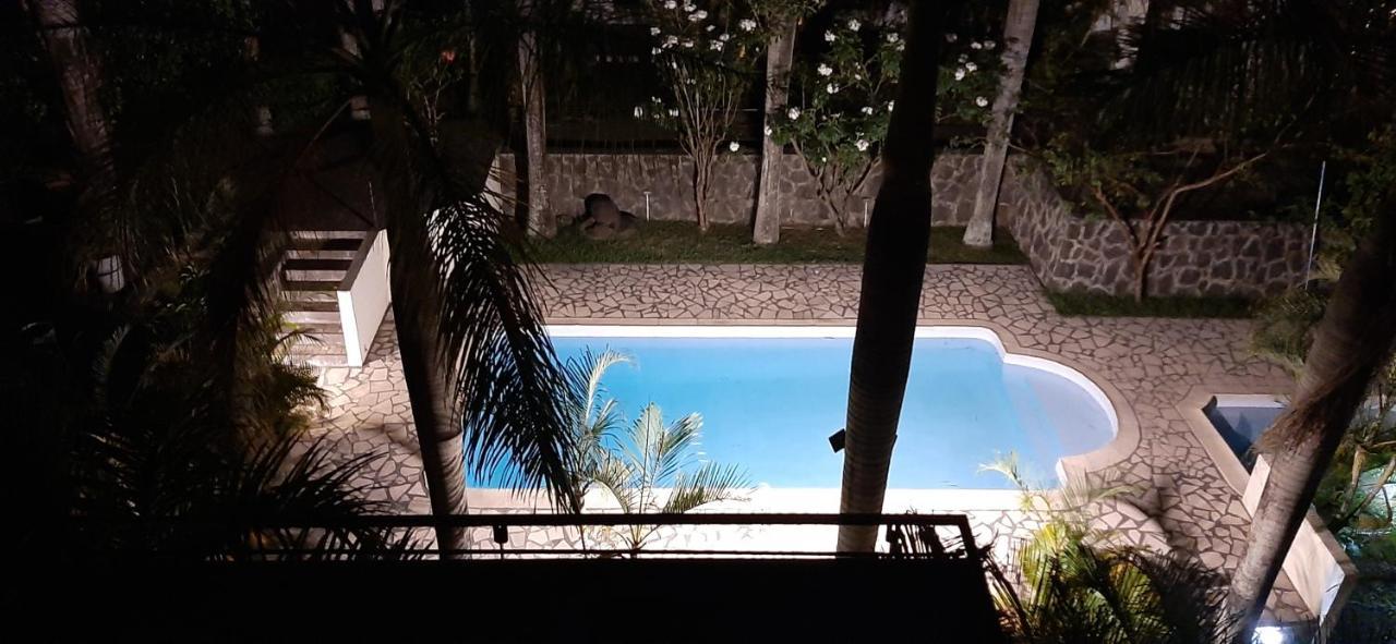 Blue Sky Villa Grand Bay Εξωτερικό φωτογραφία